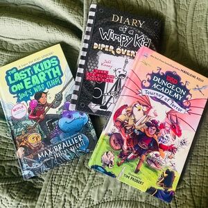 Kids 3-Book Bundle – Diary of a Wimpy Kid, Dungeon Academy, Last Kids on Earth